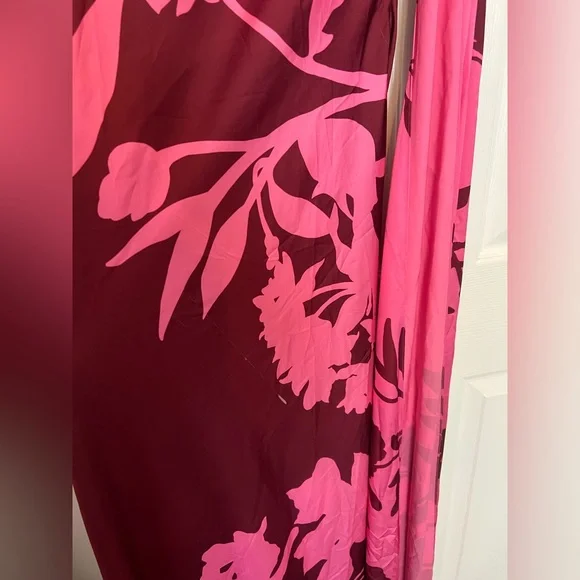 HEMANT AND NANDITA One Shoulder Long Dress in Red - Picture 9 of 10